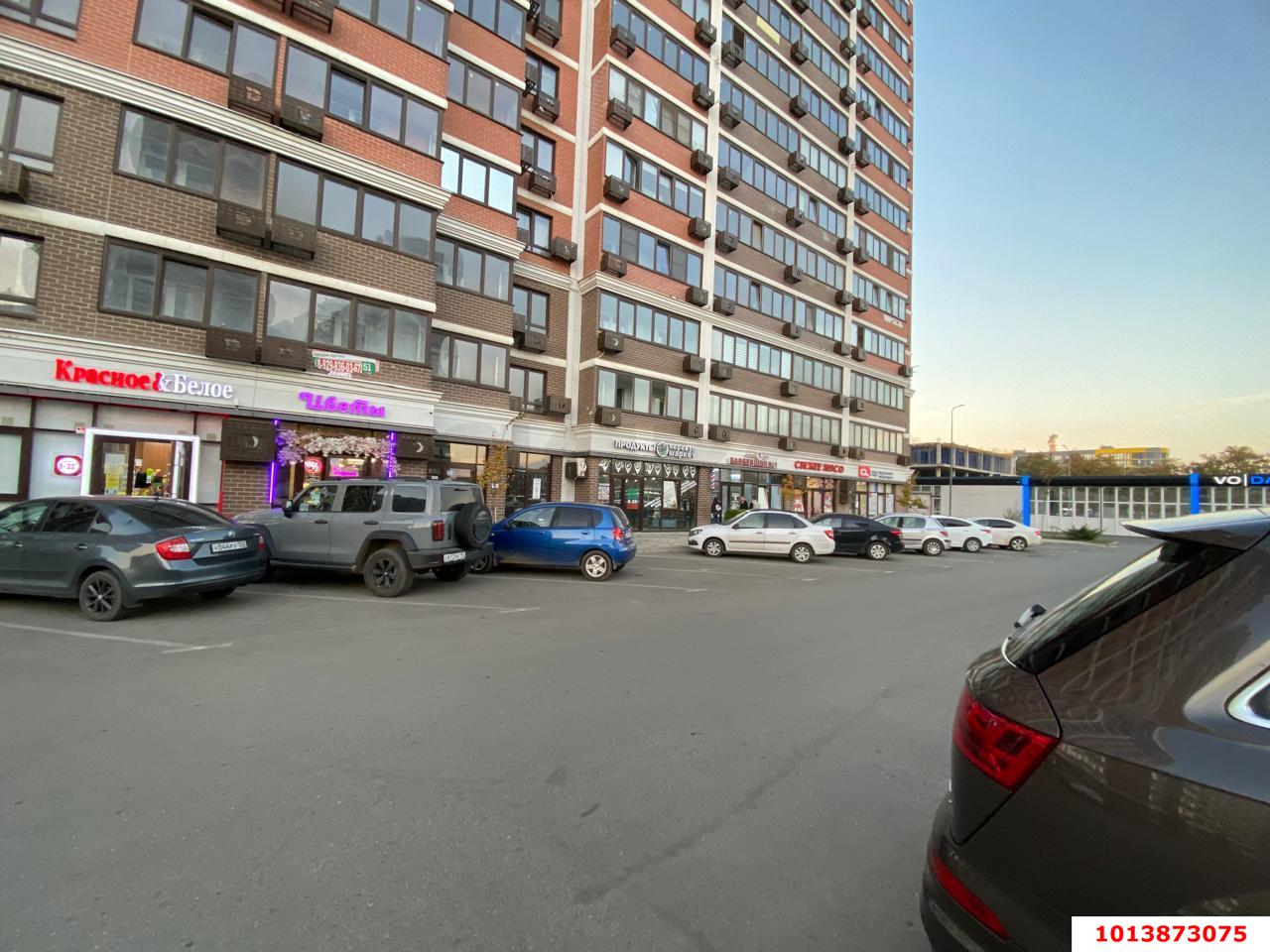 Фото №4: Торговое помещение 100 м² - Краснодар, жилой комплекс Самолёт-4, ул. Константина Гондаря, 103