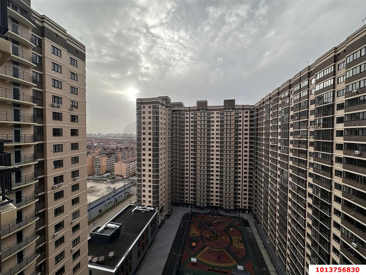 Фото №1: 2-комнатная квартира 56 м² - Краснодар, Прикубанский внутригородской округ, Калинино, мкр. Завод Радиоизмерительных Приборов, ул. Российская