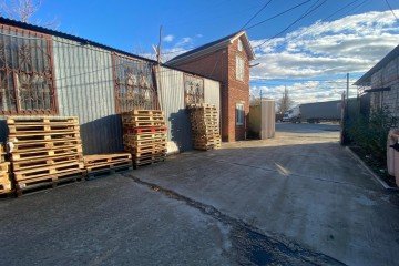 Фото №2: Складское помещение 563 м² - Краснодар, мкр. Дубинка, ул. Фурманова, 2/7
