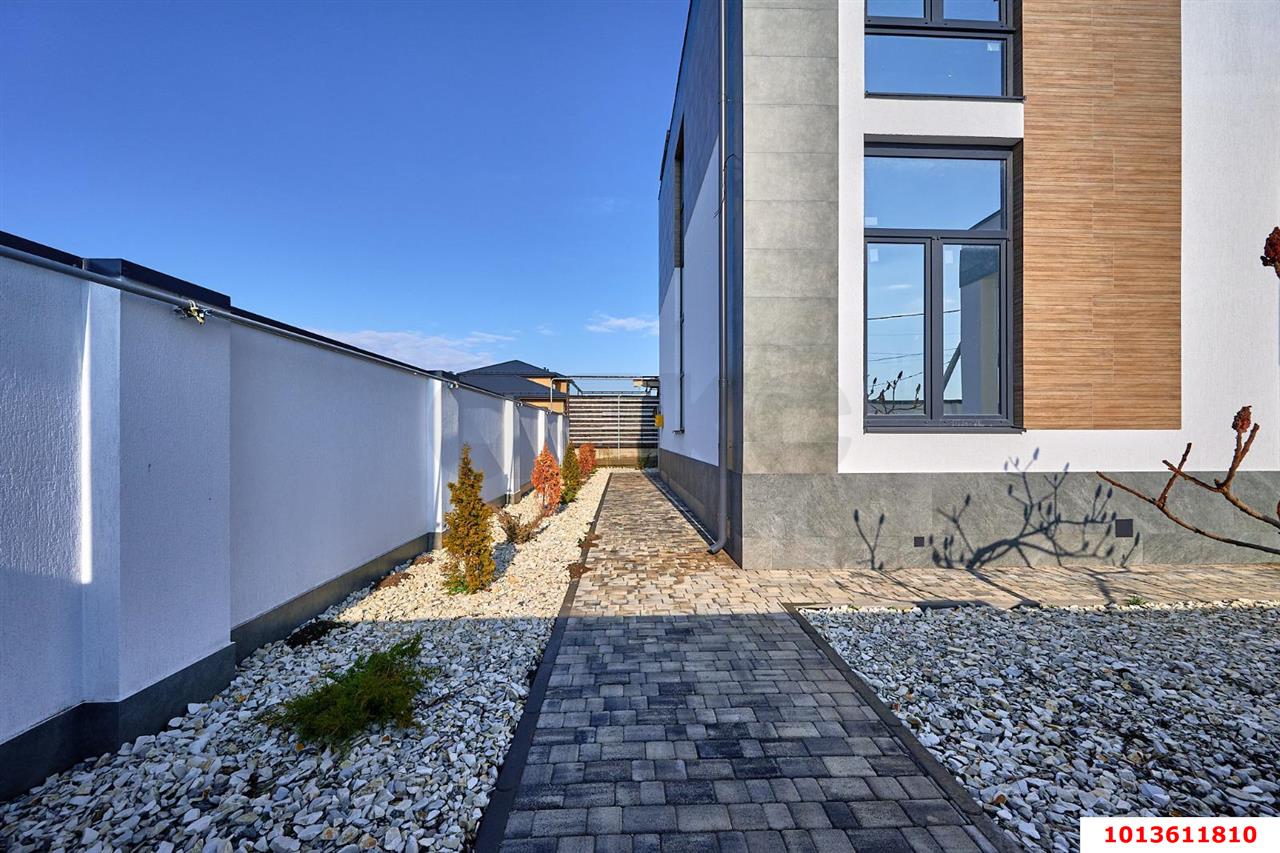 Фото №17: Дом 236 м² + 4 сот. - Краснодар, 2-я Площадка, ул. имени И.И. Романенко