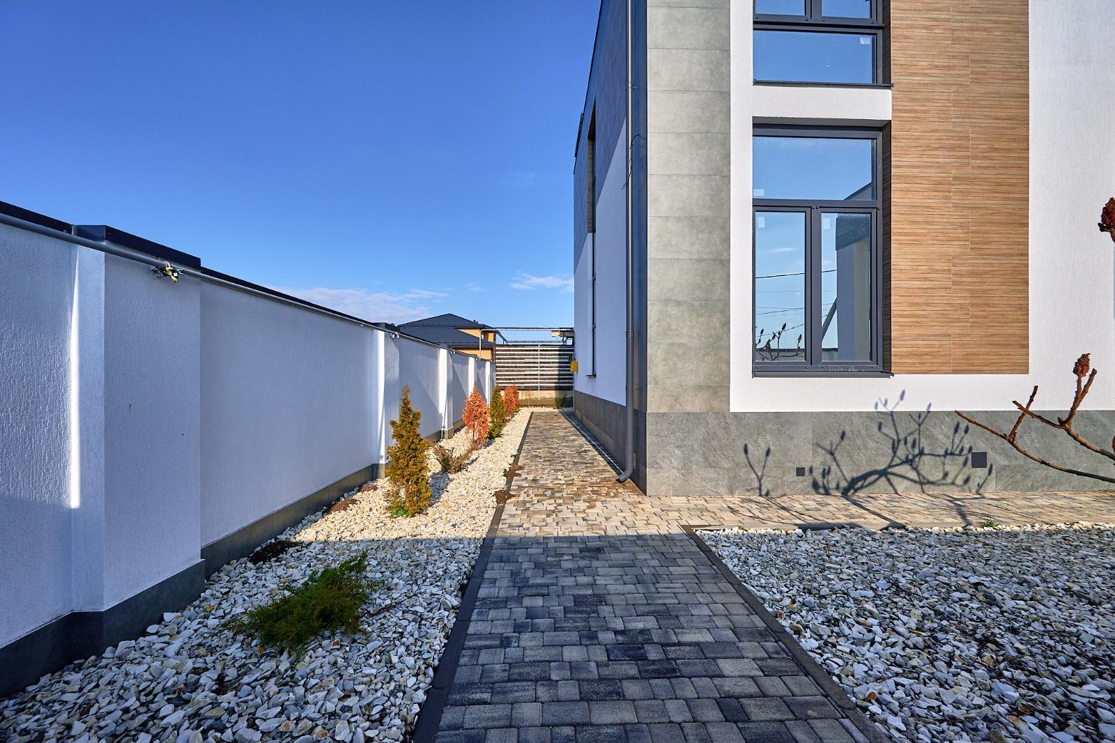 Фото №17: Дом 236 м² + 4 сот. - Краснодар, Прикубанский внутригородской округ, мкр. 2-я Площадка, ул. имени И.И. Романенко