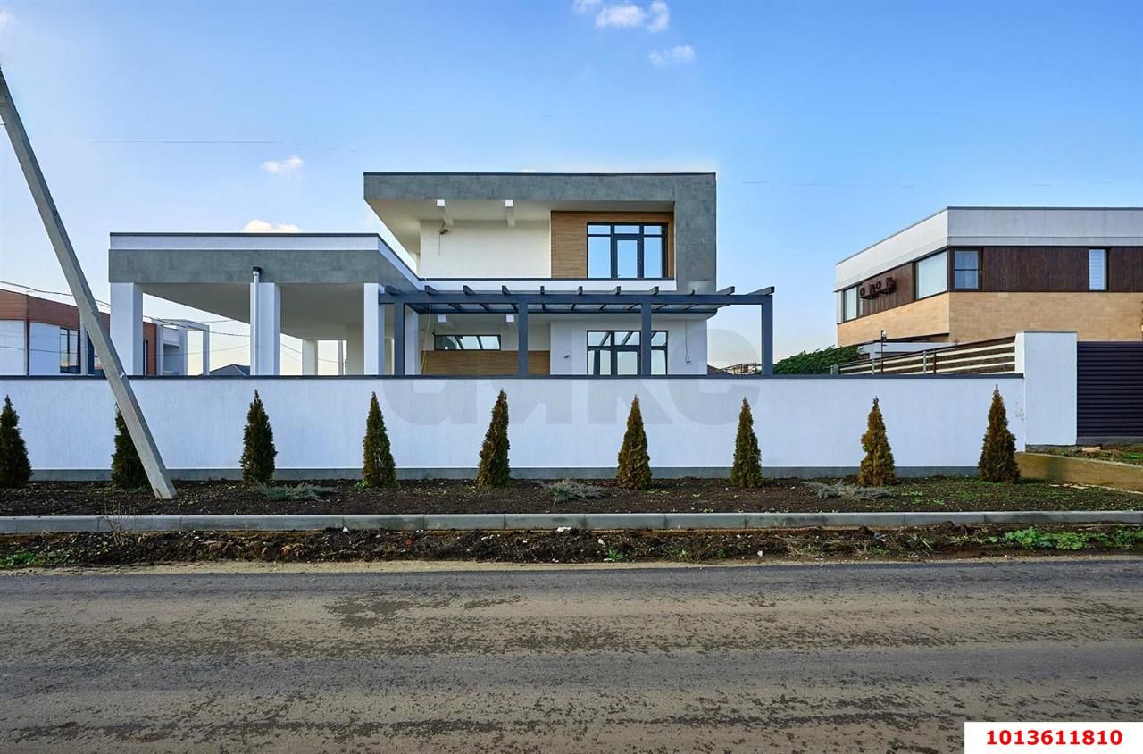 Фото №12: Дом 236 м² + 4 сот. - Краснодар, 2-я Площадка, ул. имени И.И. Романенко