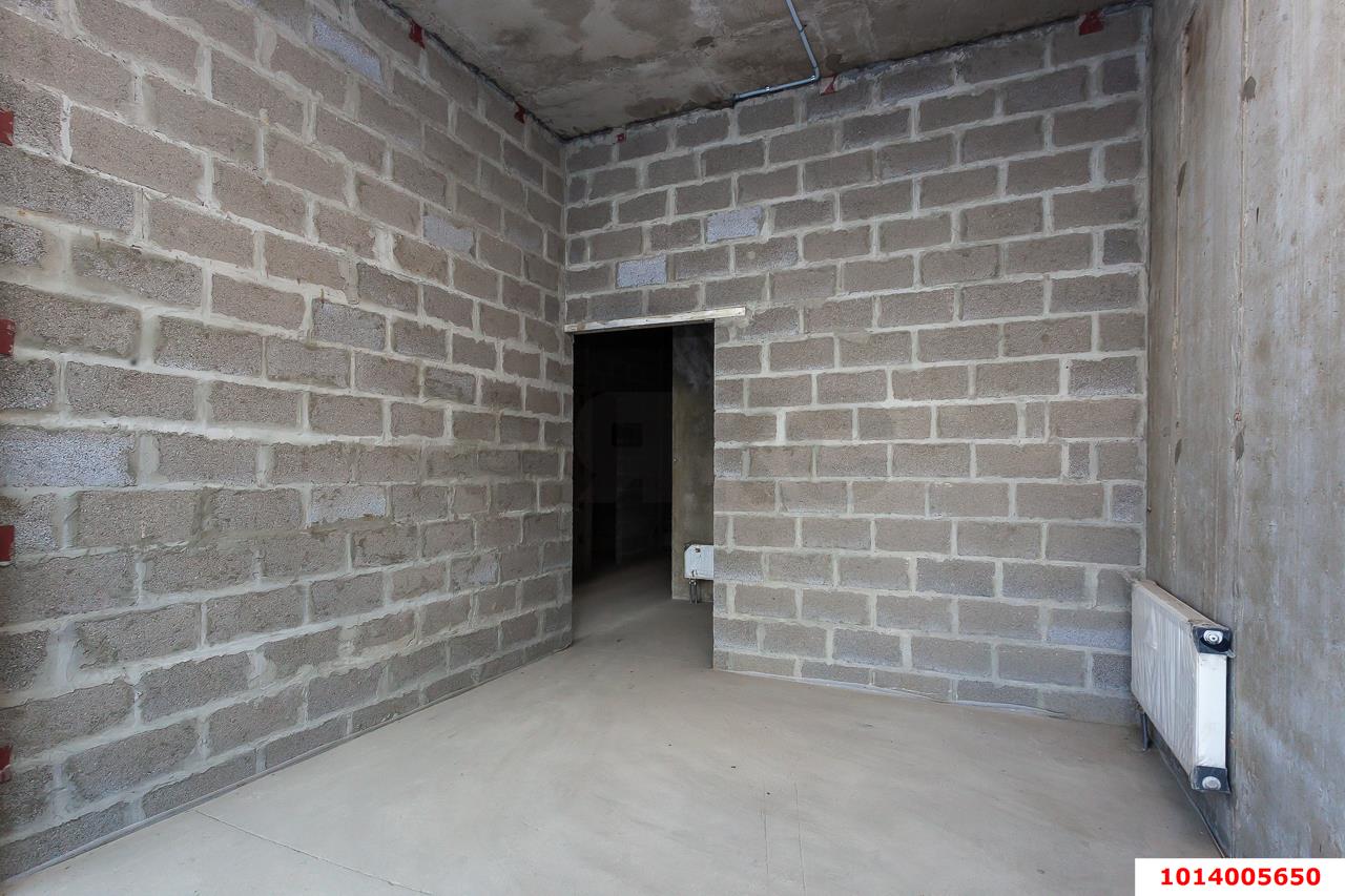 Фото №11: Торговое помещение 85 м² - Краснодар, жилой комплекс Сограт, ул. Красных Партизан, 4/15