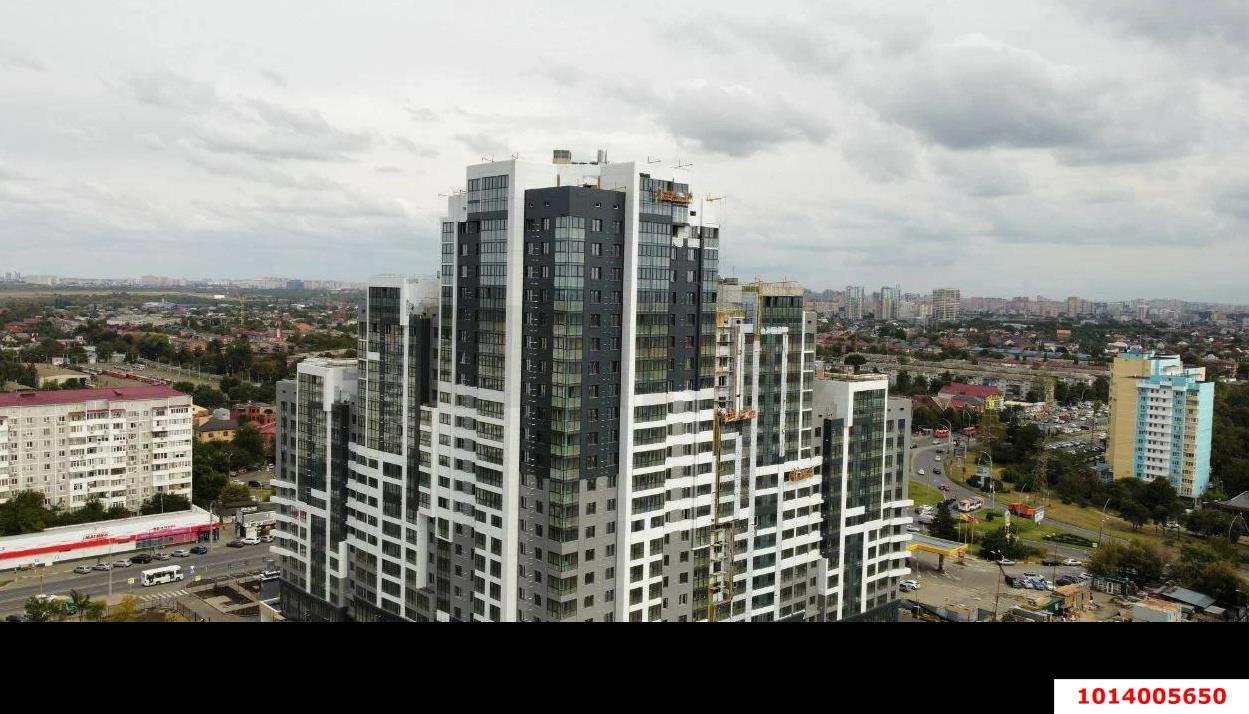 Фото №2: Торговое помещение 85 м² - Краснодар, жилой комплекс Сограт, ул. Красных Партизан, 4/15