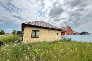 Фото №1: Дом 81 м² - Берёзовый, мкр. СНТ Витаминовец, ул. Персиковая, 11