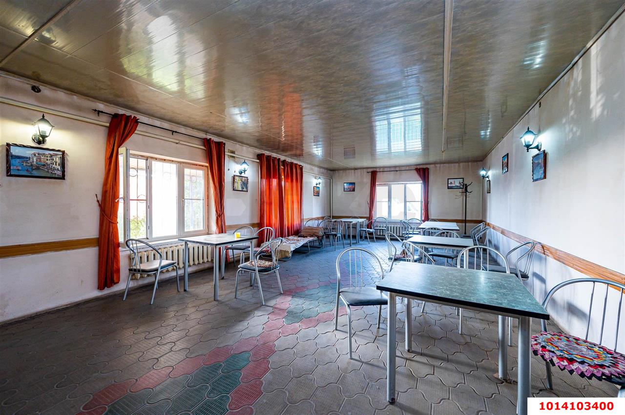 Фото №1: Готовый бизнес 240 м² - Знаменский, Карасунский внутригородской округ, ул. Первомайская, 2/1