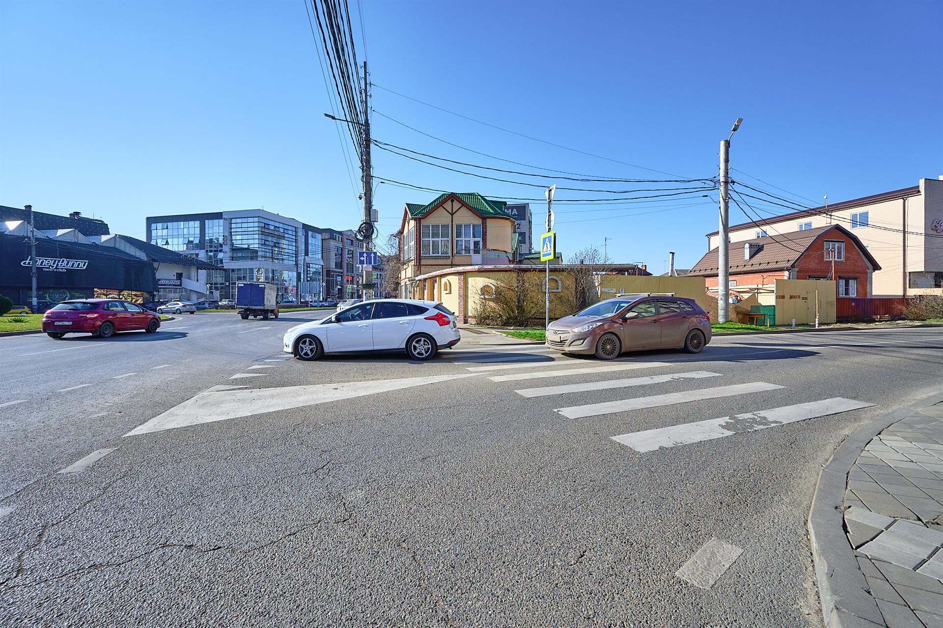 Фото №7: Коммерция 5 м² - Краснодар, Западный внутригородской округ, мкр. Фестивальный, ул. Аэродромная, 65