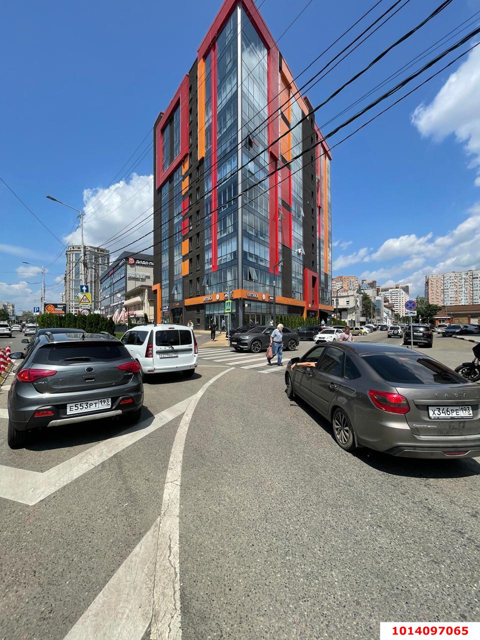 Фото №3: Офисное помещение 695 м² - Краснодар, Фестивальный, ул. имени Тургенева, 138А