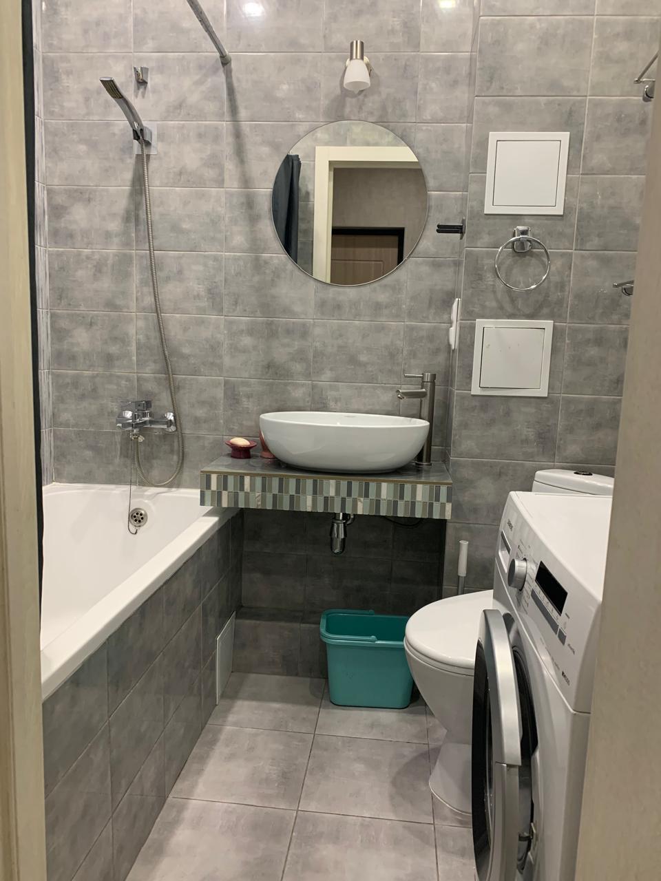 Фото №10: 1-комнатная квартира 43 м² - Краснодар, Прикубанский внутригородской округ, Завод Радиоизмерительных Приборов, Калинино, жилой комплекс Арбатский, мкр. имени Петра Метальникова, ул. Цезаря Куникова, 18лит3