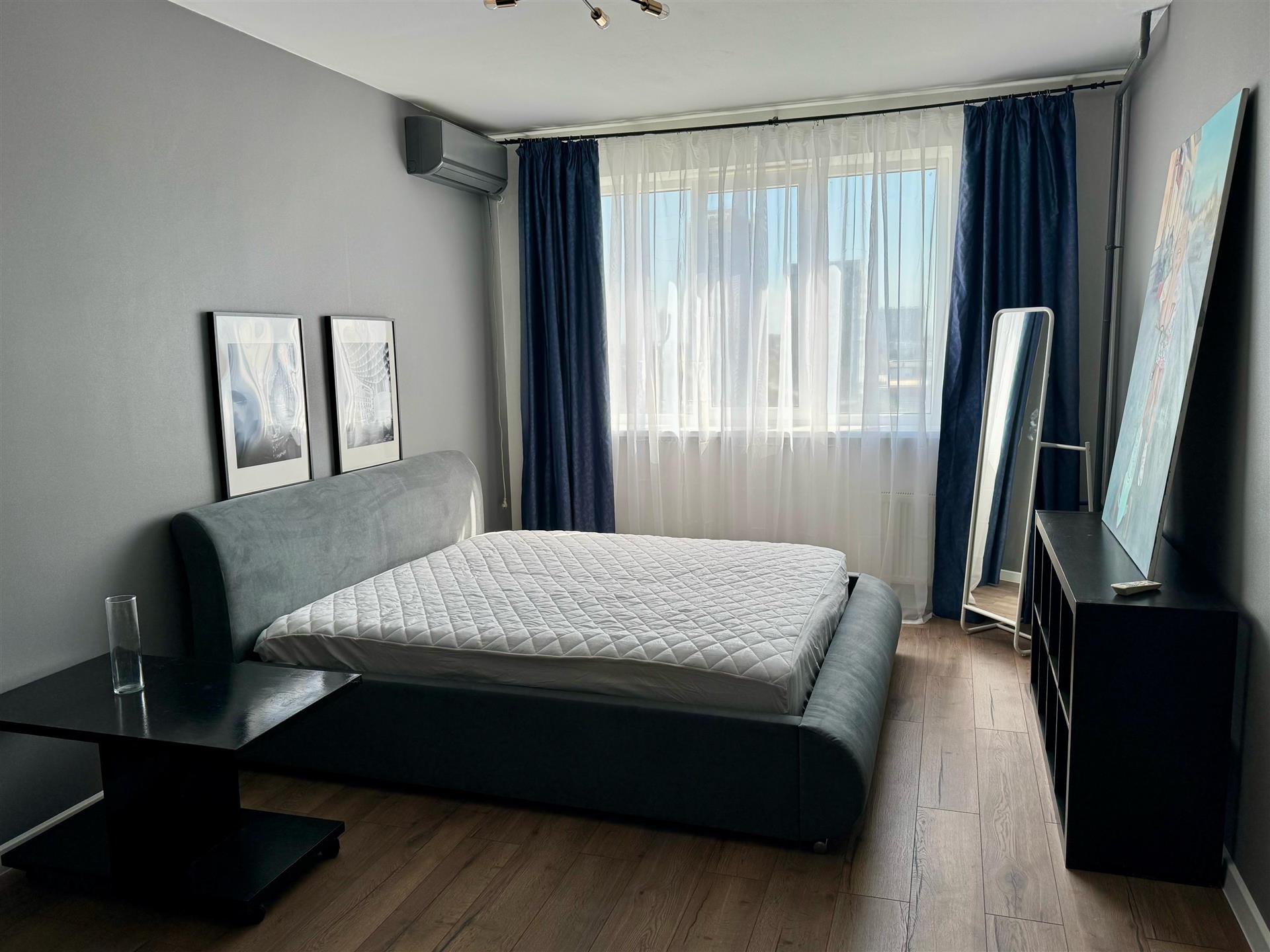 Фото №1: 1-комнатная квартира 50 м² - Краснодар, Центральный внутригородской округ, ЖК Покровский, мкр. Центральный, ул. Промышленная, 33