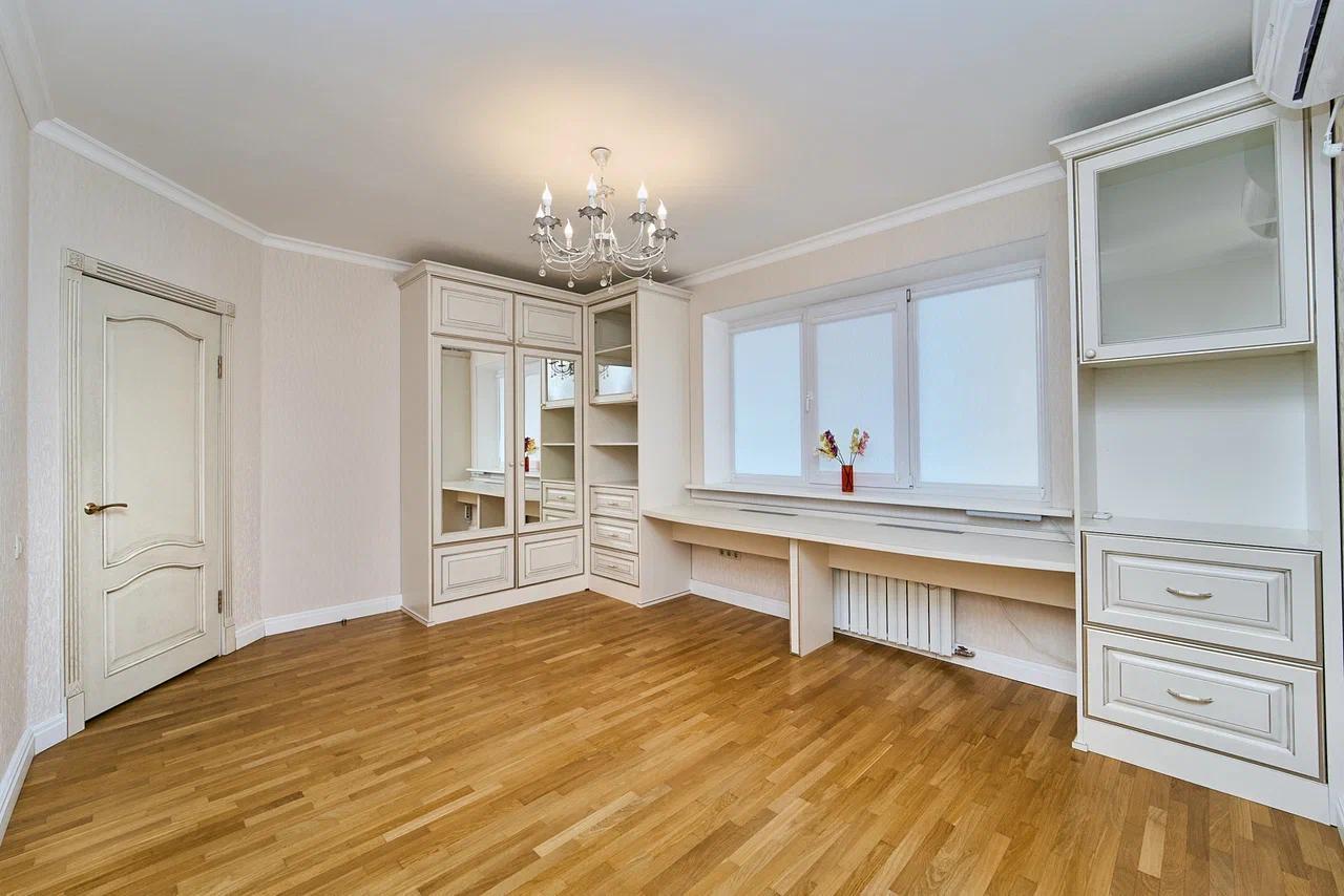 Фото №12: 3-комнатная квартира 95 м² - Краснодар, ул. 2-я Линия Нефтяников, 7/1