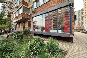 Фото №3: Торговое помещение 94 м² - Краснодар, мкр. жилой комплекс Времена Года-2, ул. Евгении Жигуленко, 5к2