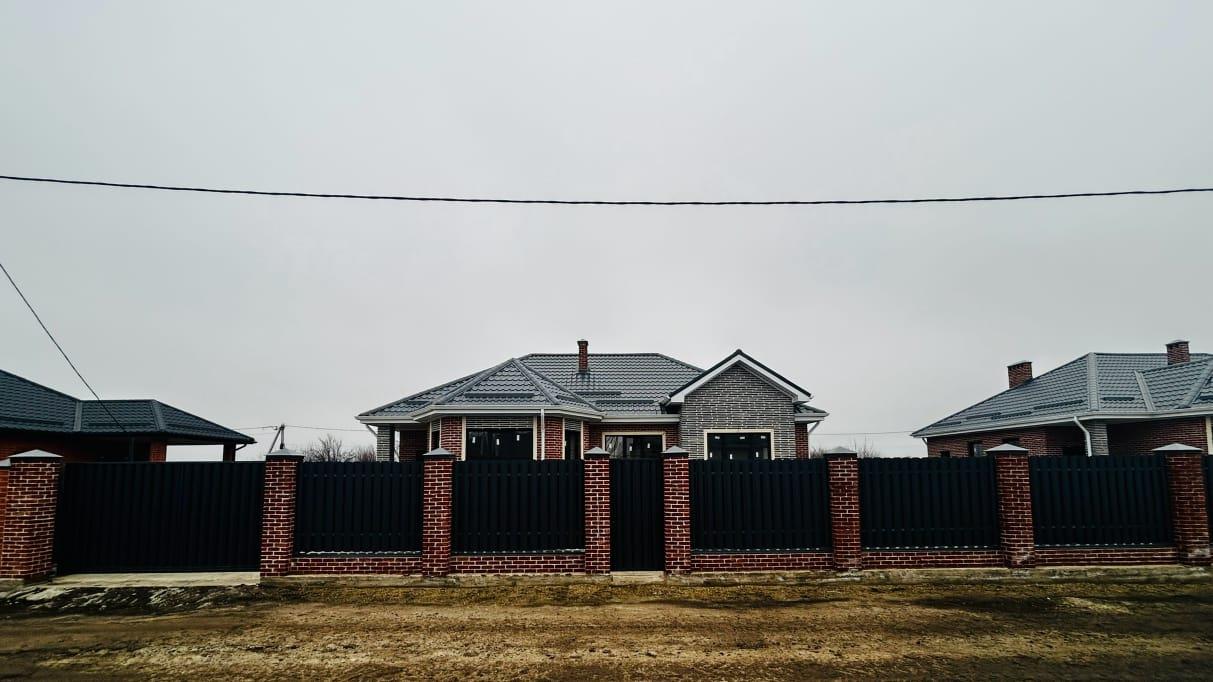 Фото №1: Дом 120 м² + 5 сот. - Южный, ст Ивушка, ул. Балтийская, 2