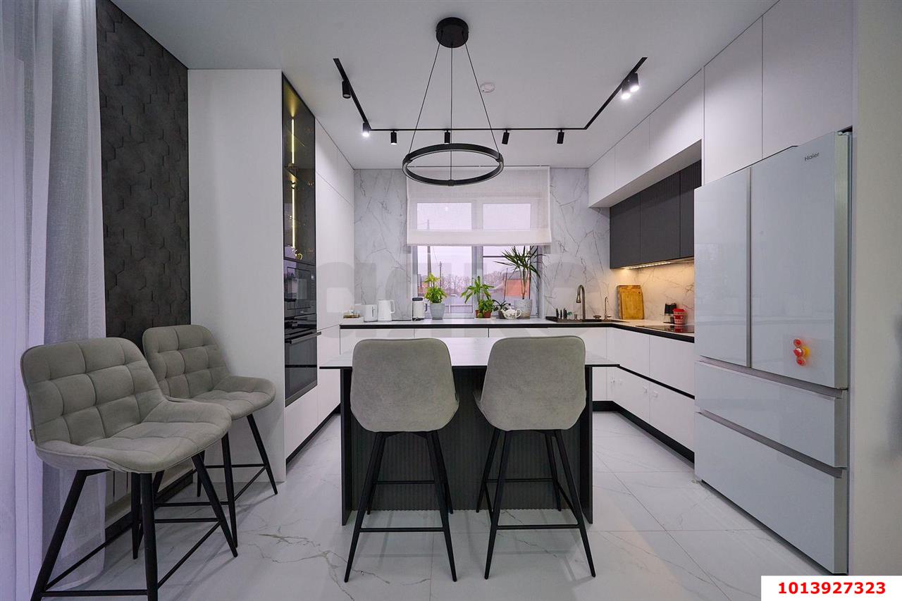 Фото №1: Дом 105 м² + 4.1 сот. - Южный, ул. Авиаконструктора Туполева, 30