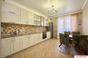 Фото №1: 2-комнатная квартира 64 м² - Краснодар, мкр. Солнечный, ул. Архитектора Петина, 16