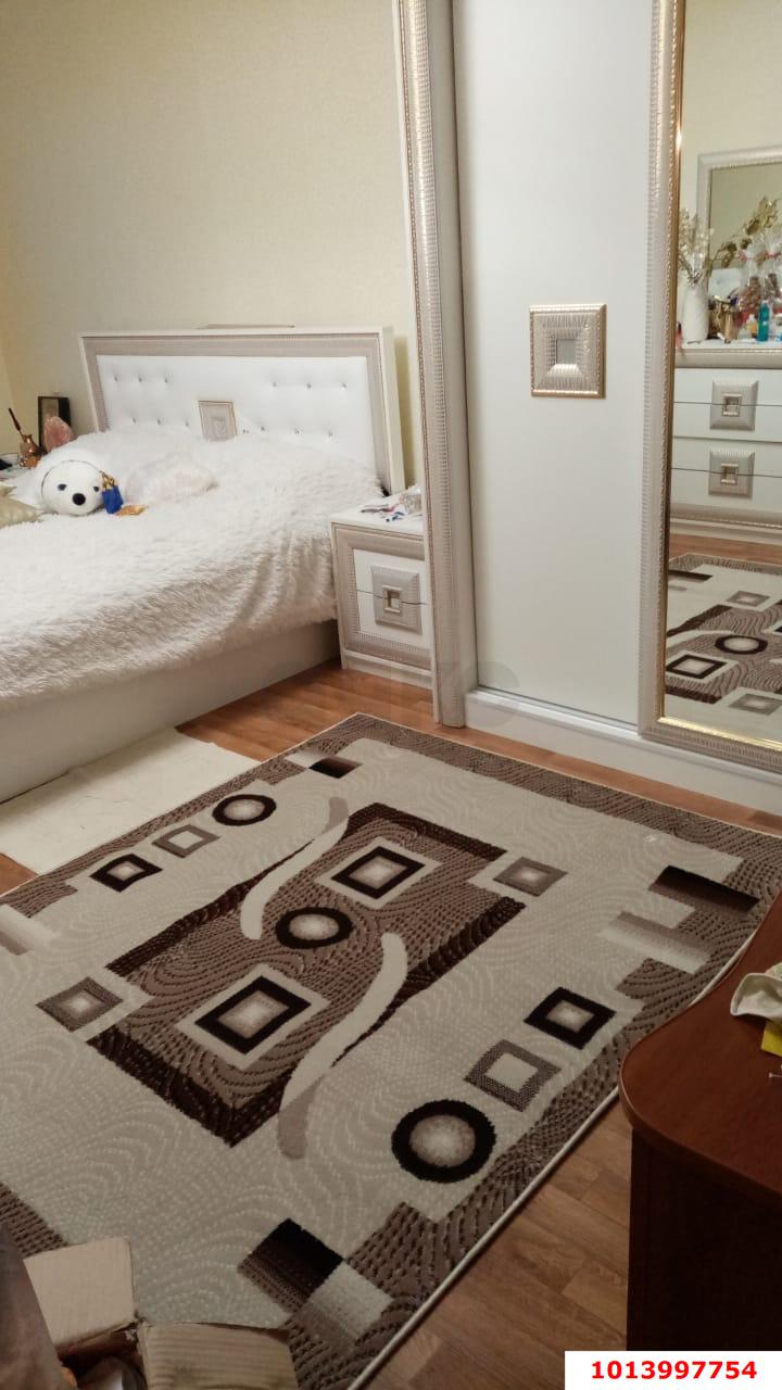 Фото №5: 2-комнатная квартира 75 м² - Яблоновский, Западный внутригородской округ, Кожзавод, мкр. Военный городок № 1, ул. Кобцевой, 3к2