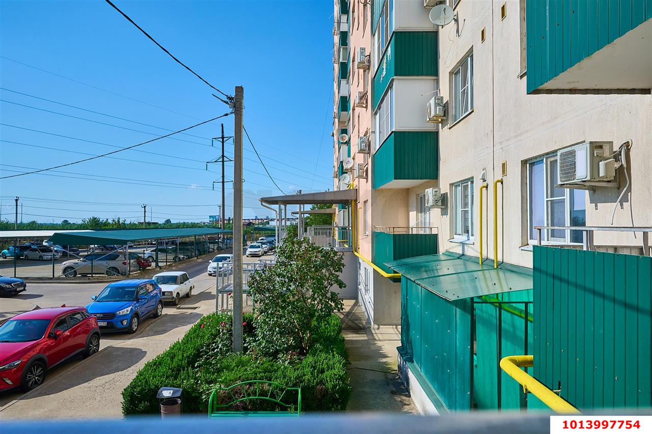 Фото №13: 2-комнатная квартира <span class="whitespace-nowrap">75 м²</span>, <span class="whitespace-nowrap">9/10 эт.</span> - Яблоновский, ул. Кобцевой, 3к2