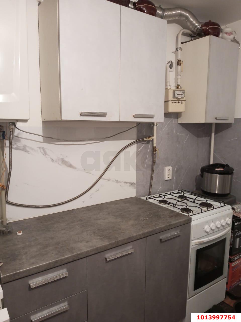 Фото №6: 2-комнатная квартира 75 м² - Яблоновский, Западный внутригородской округ, Кожзавод, мкр. Военный городок № 1, ул. Кобцевой, 3к2