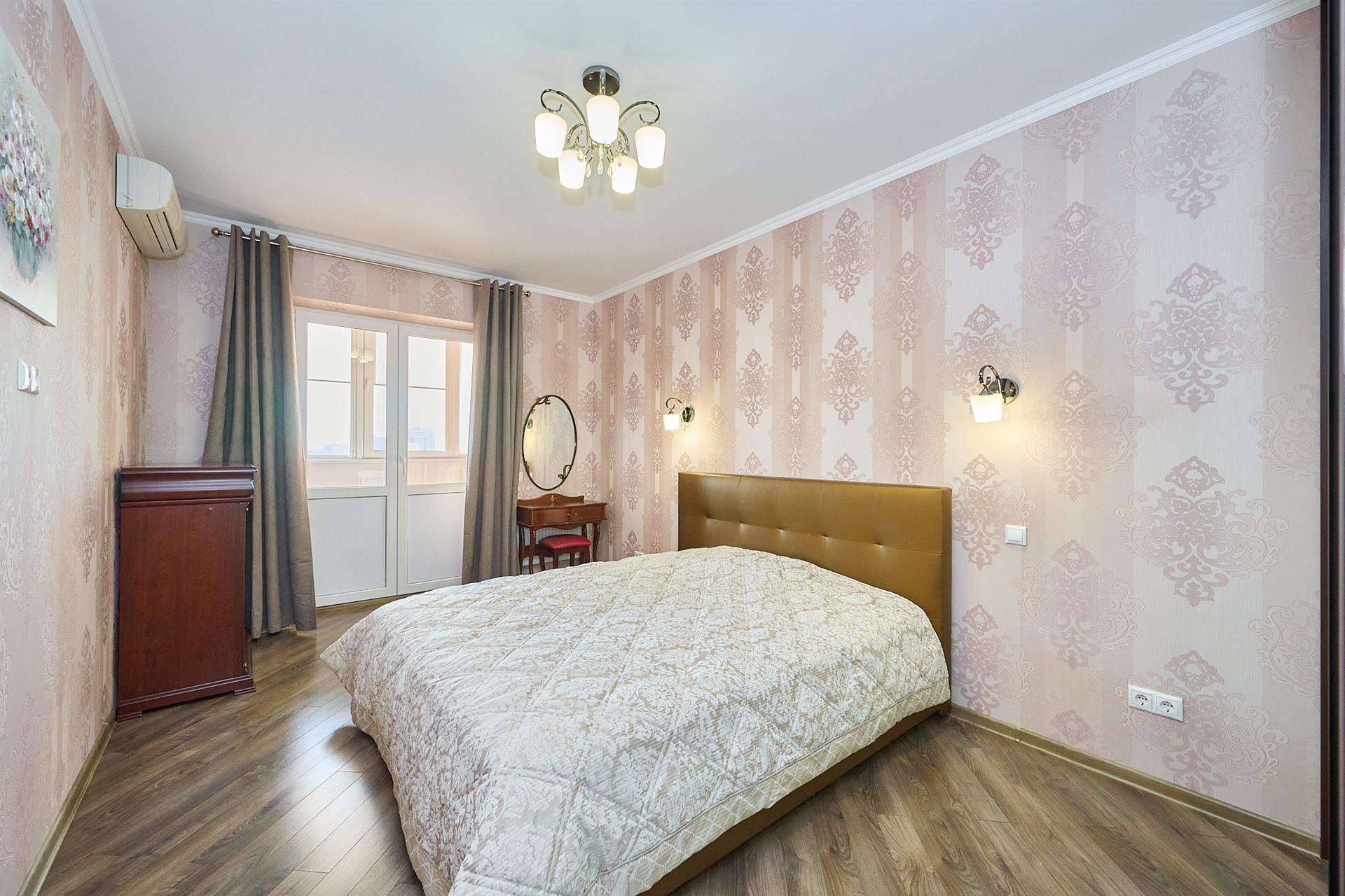 Фото №2: 2-комнатная квартира 86 м² - Краснодар, Западный внутригородской округ, Фестивальный, мкр. жилой комплекс Триумф, ул. имени П.М. Гаврилова, 27