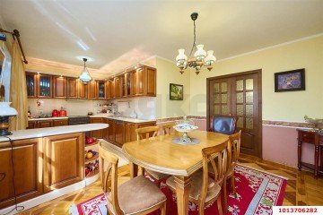 Фото №1: 4-комнатная квартира 130 м² - Краснодар, мкр. Фестивальный, ул. Яна Полуяна, 4