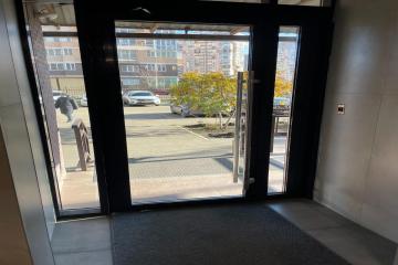 Фото №2: 1-комнатная квартира 46 м² - Краснодар, мкр. Солнечный, ул. Архитектора Петина, 18/3