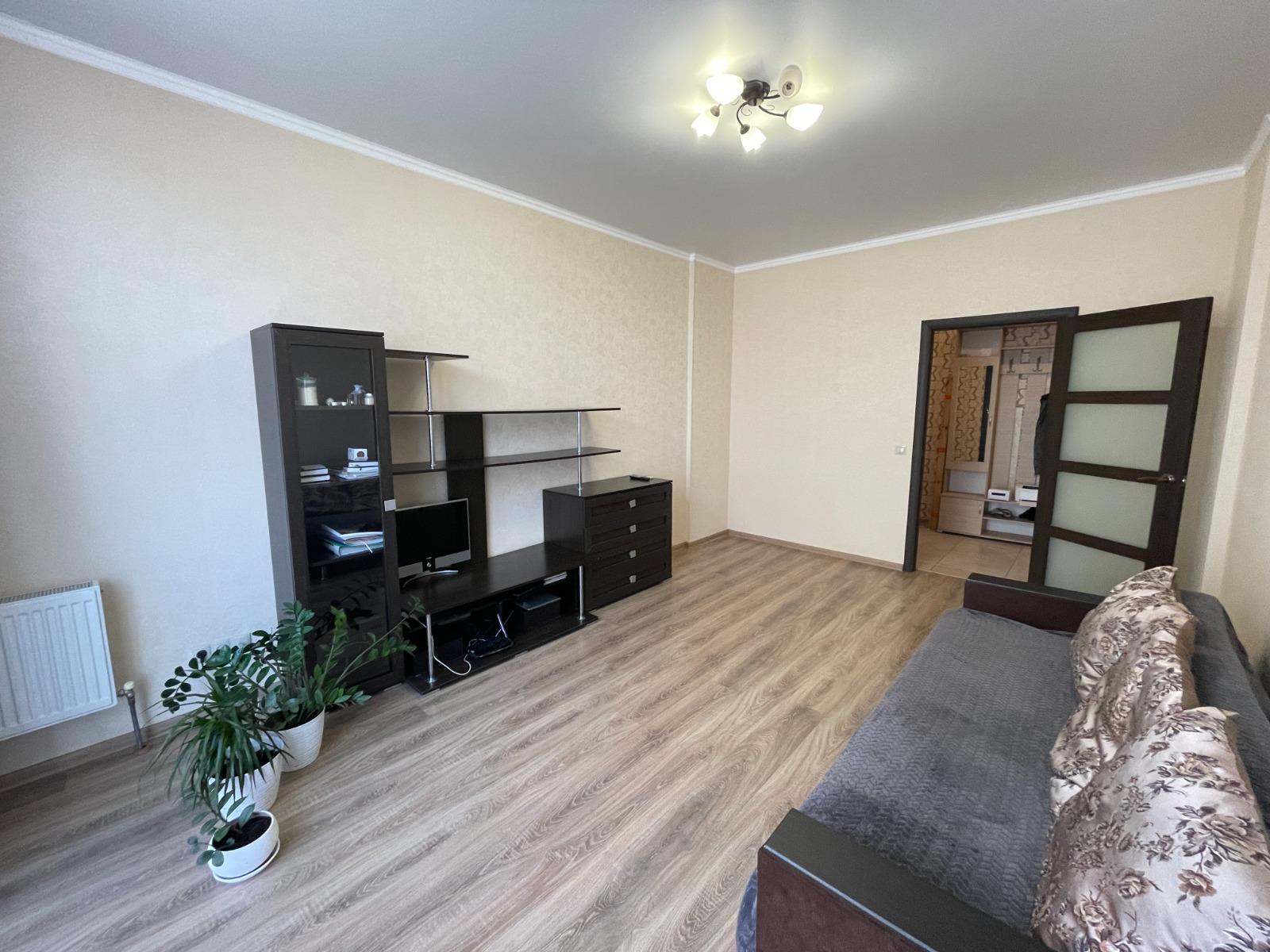 Фото №11: 1-комнатная квартира 46 м² - Краснодар, Прикубанский внутригородской округ, Фестивальный, жилой комплекс Екатеринодар, мкр. Солнечный, ул. Архитектора Петина, 18/3