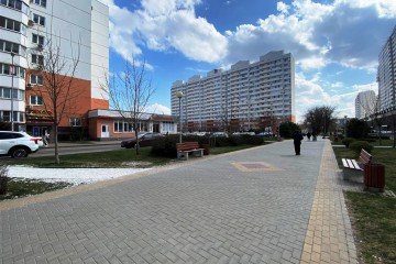 Фото №2: Торговое помещение 186 м² - Краснодар, мкр. Московский, ул. им. Артюшкова В.Д., 1