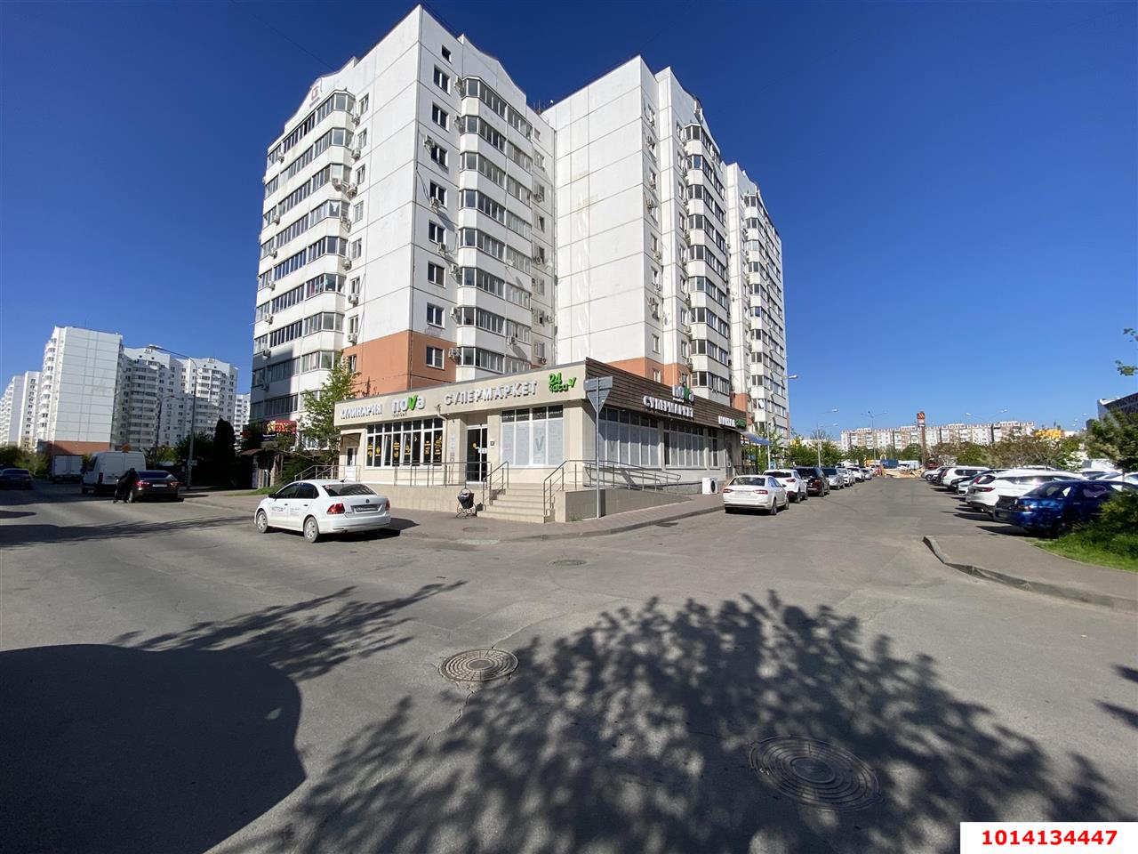 Фото №2: Торговое помещение 186 м² - Краснодар, Московский, ул. им. Артюшкова В.Д., 1