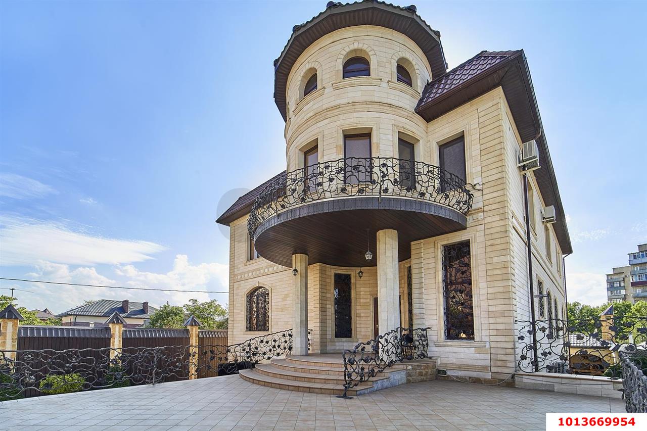 Фото №2: Дом 602 м² + 8.66 сот. - Краснодар, мкр. Западный внутригородской округ, ул. Терская, 8