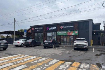 Фото №2: Торговое помещение 576 м² - Северо-Восточные Сады, ул. Маяковского, 188