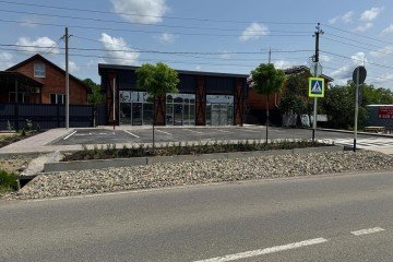 Фото №4: Торговое помещение 576 м² - Северо-Восточные Сады, ул. Маяковского, 188