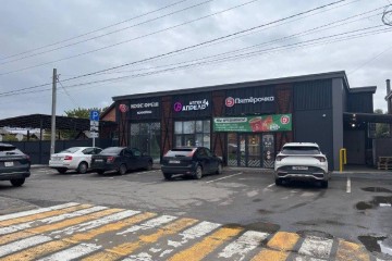 Фото №2: Торговое помещение 576 м² - Северо-Восточные Сады, ул. Маяковского, 188