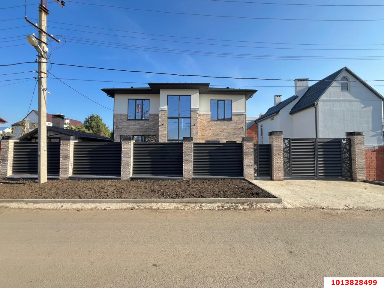 Фото №3: Дом 221 м² + 5 сот. - Краснодар, ул. Пограничная, 32