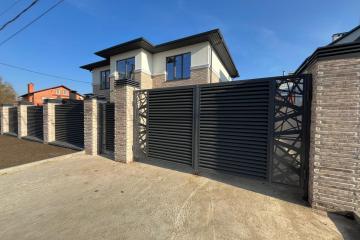 Фото №1: Дом 221 м² - Краснодар, мкр. Горхутор, ул. Пограничная, 32