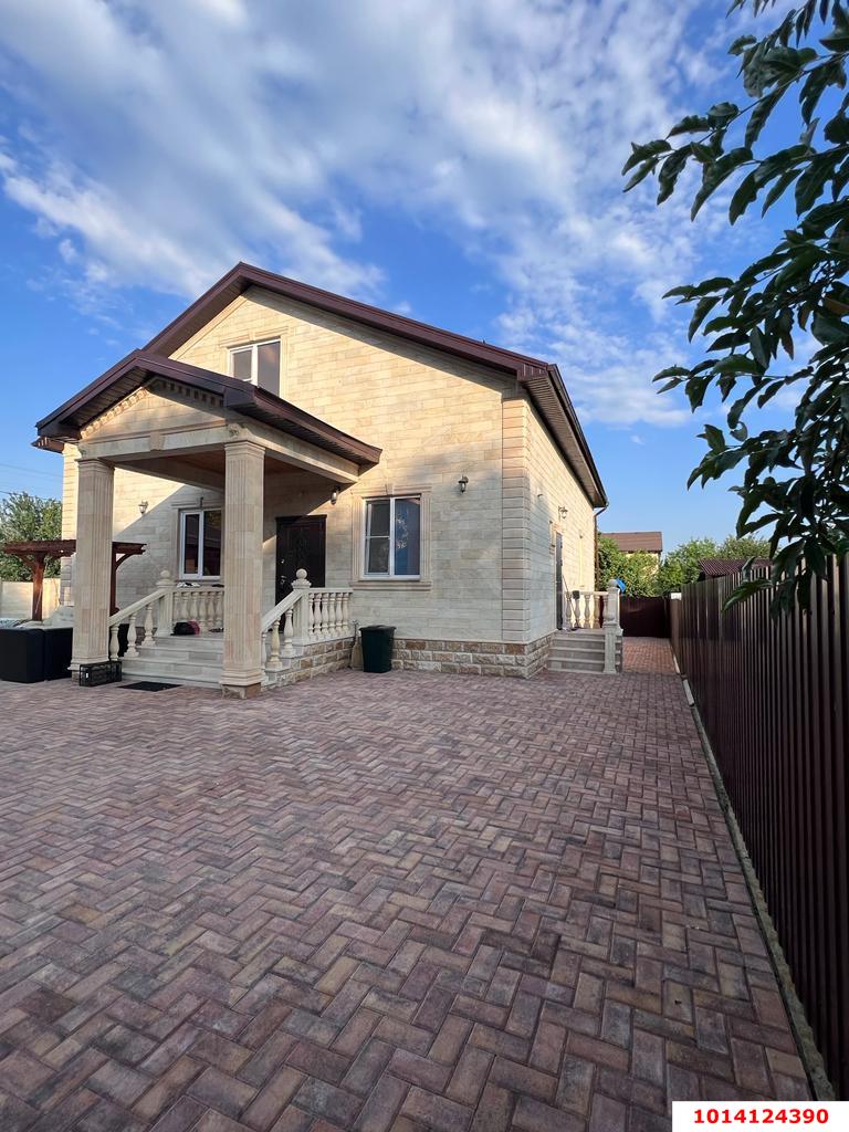 Фото №2: Дом 178 м² + 6.08 сот. - Елизаветинская, Прикубанский внутригородской округ, ст Строитель, ул. Сосновая, 420