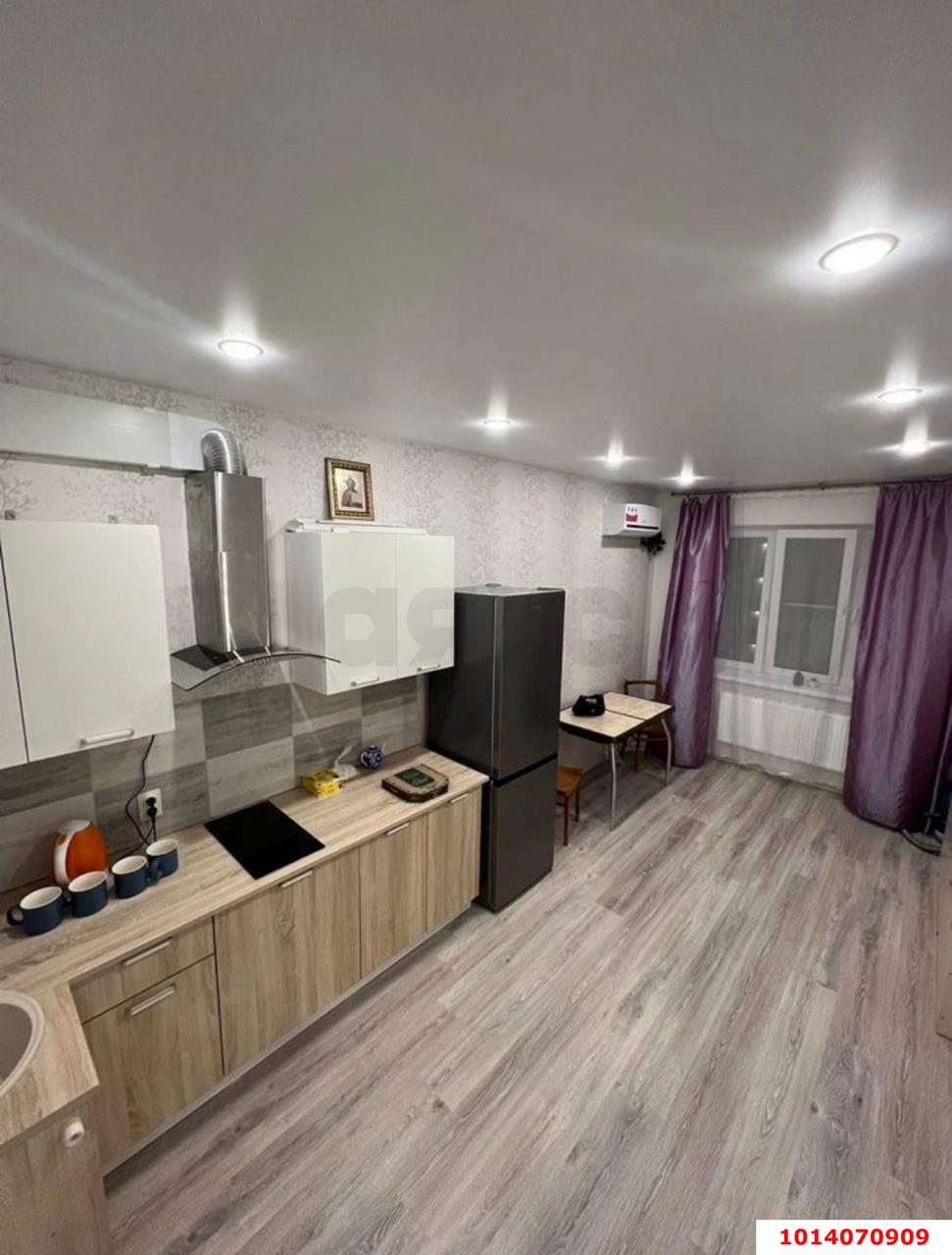 Фото №1: 1-комнатная квартира 37 м² - Краснодар, имени Петра Метальникова, ул. Петра Метальникова, 38