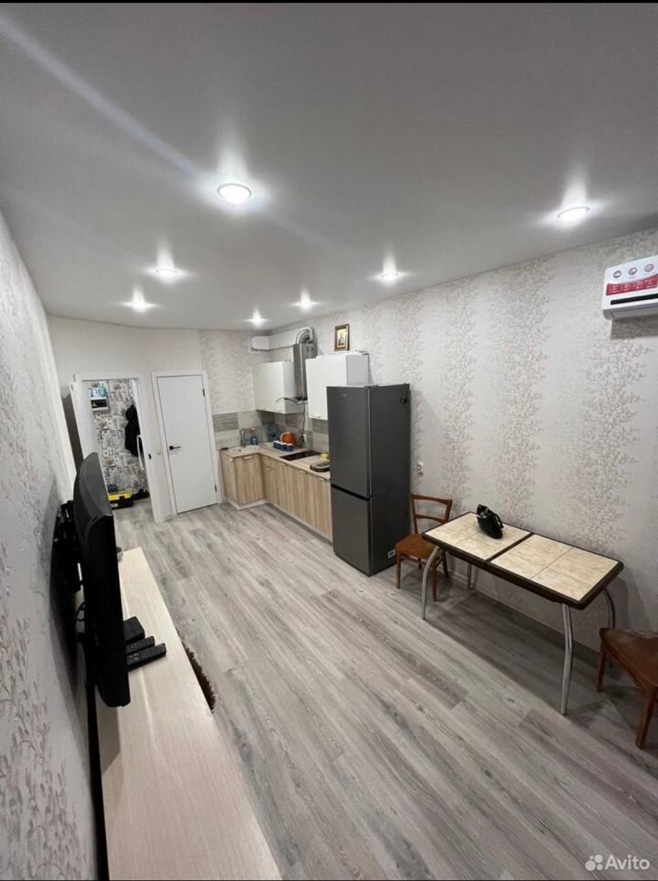 Фото №5: 1-комнатная квартира 37 м² - Краснодар, Прикубанский внутригородской округ, Завод Радиоизмерительных Приборов, жилой комплекс Лучший, мкр. имени Петра Метальникова, ул. Петра Метальникова, 38