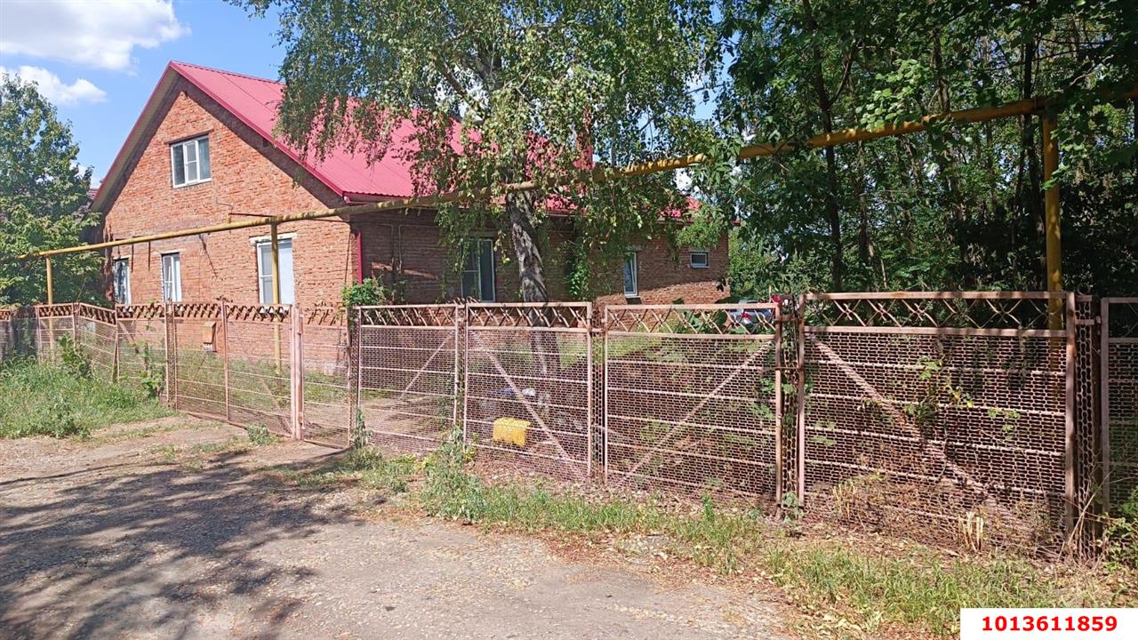 Фото №1: Дом 128 м² + 20 сот. - Новотитаровская, Прикубанский внутригородской округ, мкр. Табачная Фабрика, ул. Выгонная, 225