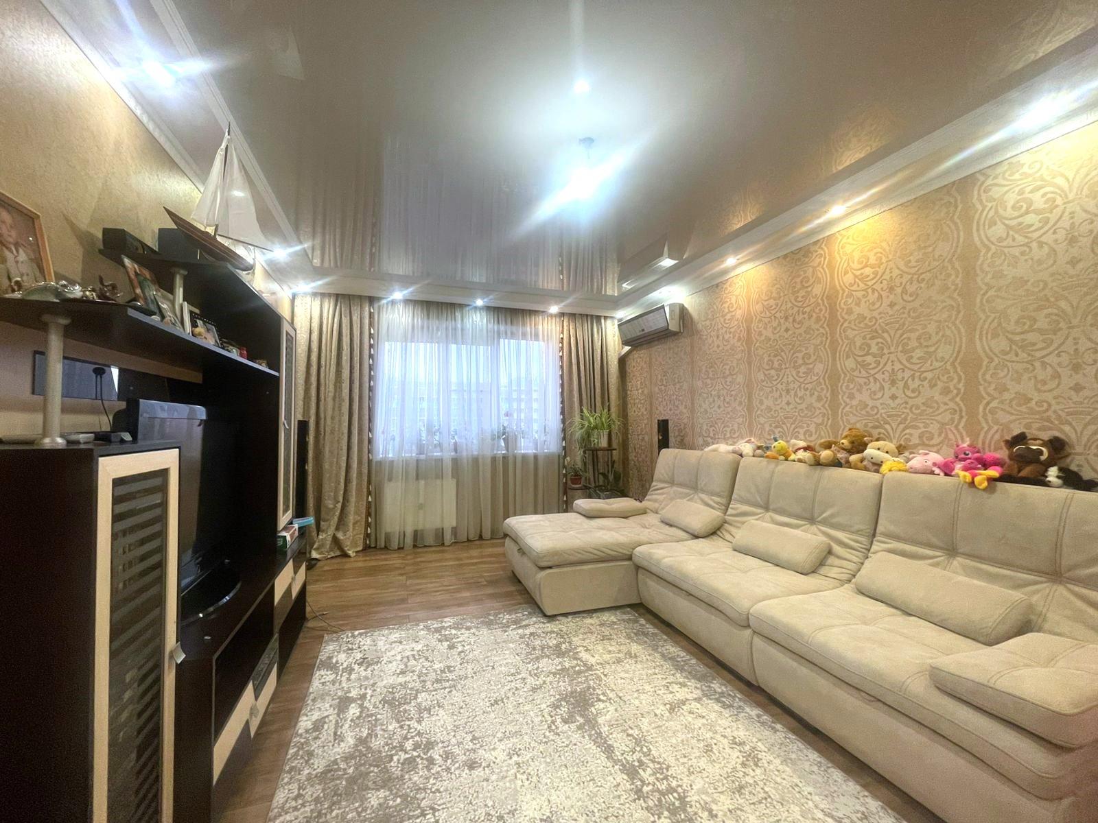 Фото №1: 3-комнатная квартира 90 м² - Краснодар, Прикубанский внутригородской округ, мкр. 9-й километр, пр-д Репина, 1