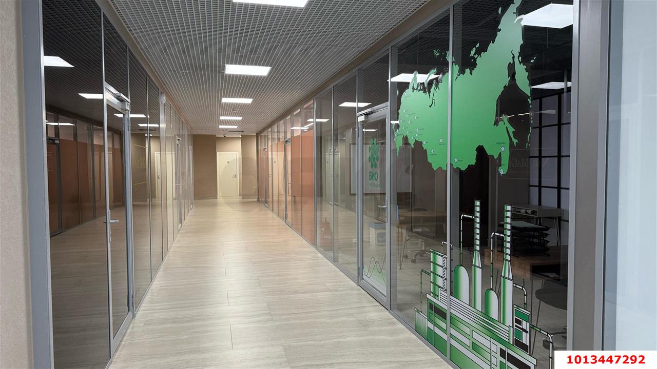 Фото №4: Торговое помещение 207 м² - Краснодар, жилой комплекс Гранд Пэлэс, ул. Уральская, 75/6