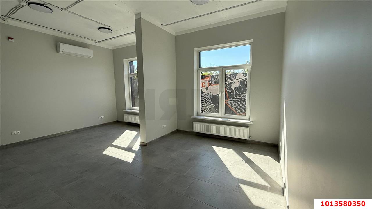 Фото №4: Торговое помещение 54 м² - Краснодар, жилой комплекс Ракурс, ул. имени Героя Ростовского, 8к7