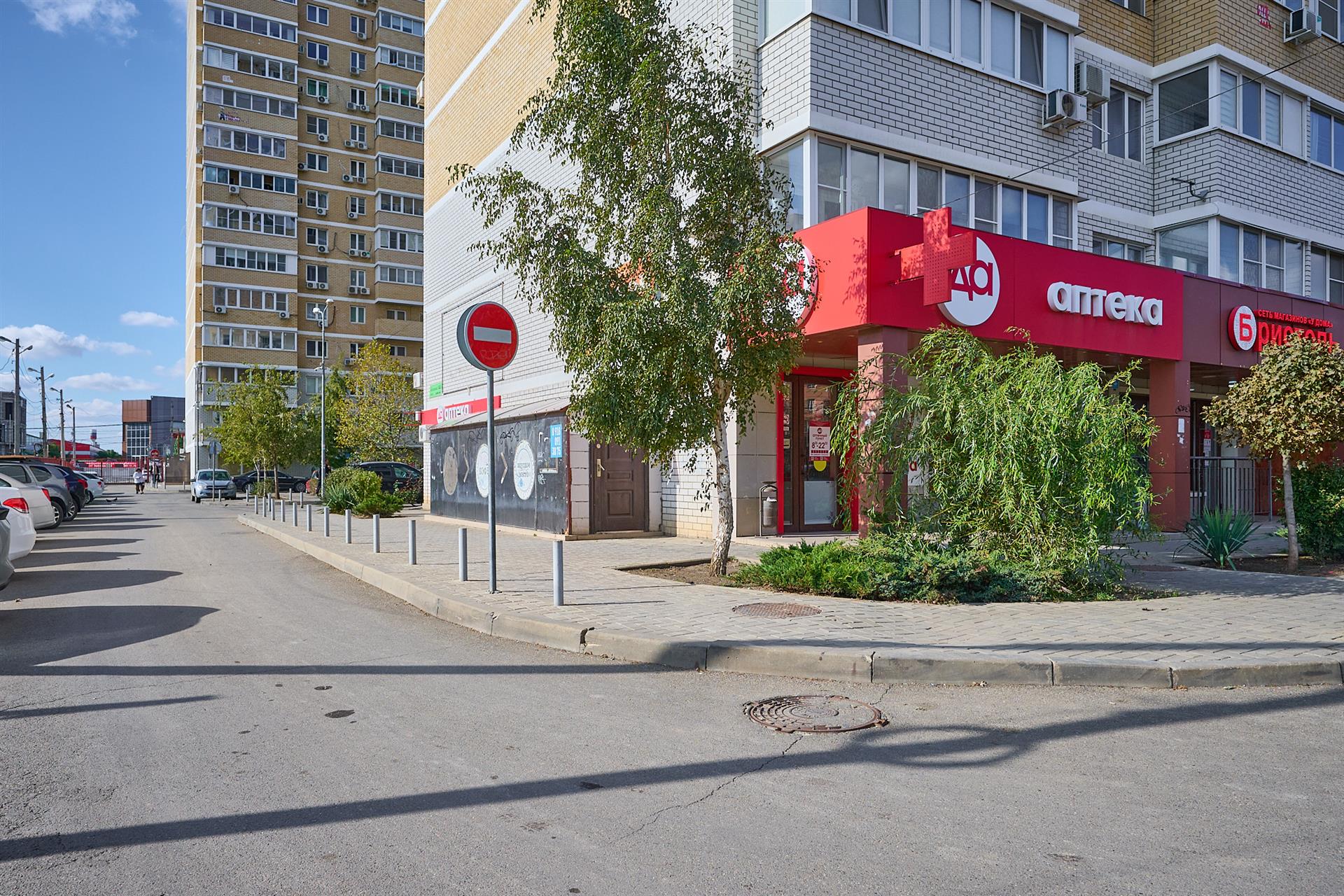 Фото №1: Коммерция 87 м² - Краснодар, ЖК Светлый, Прикубанский внутригородской округ, Завод Радиоизмерительных Приборов, Музыкальный, мкр. жилой комплекс Светлый, ул. Московская, 144к2