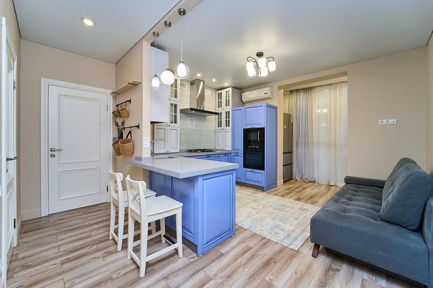 Фото №2: 2-комнатная квартира 66 м² - Краснодар, Прикубанский внутригородской округ, Немецкая Деревня, мкр. жилой комплекс Германия, ул. Баха, 5