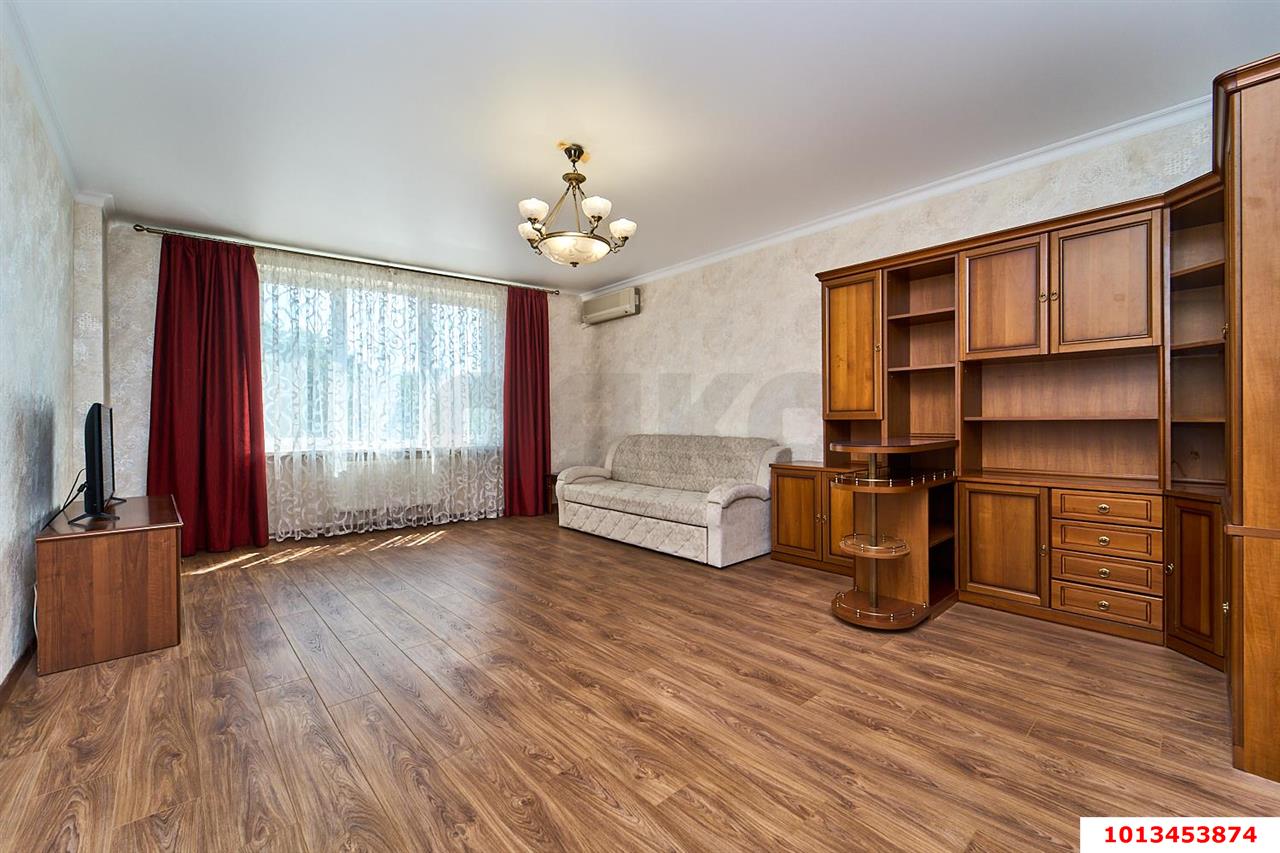 Фото №1: 2-комнатная квартира 44 м² - Краснодар, Центральный, ул. Комсомольская, 51