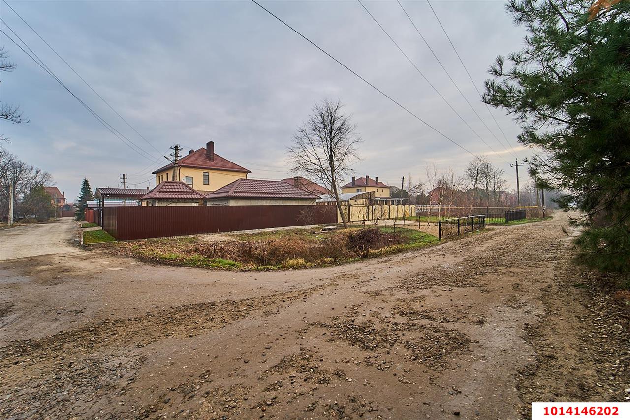 Фото №2: Земельный участок под ИЖС 4.8 сот. - Южный, ул. Новосельская