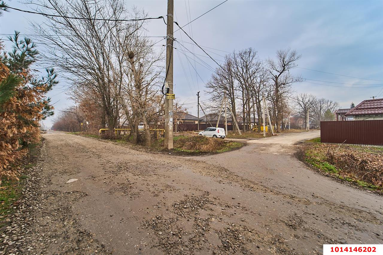 Фото №1: Земельный участок под ИЖС 4.08 сот. - Южный, ул. Новосельская