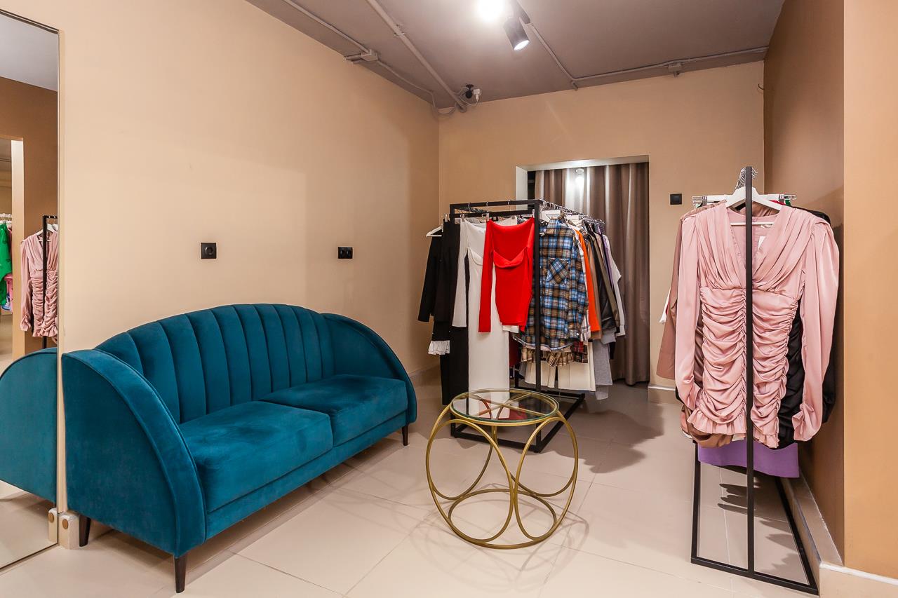 Фото №9: Коммерция 57 м² - Краснодар, Западный внутригородской округ, мкр. Юбилейный, пр-кт Чекистов, 34