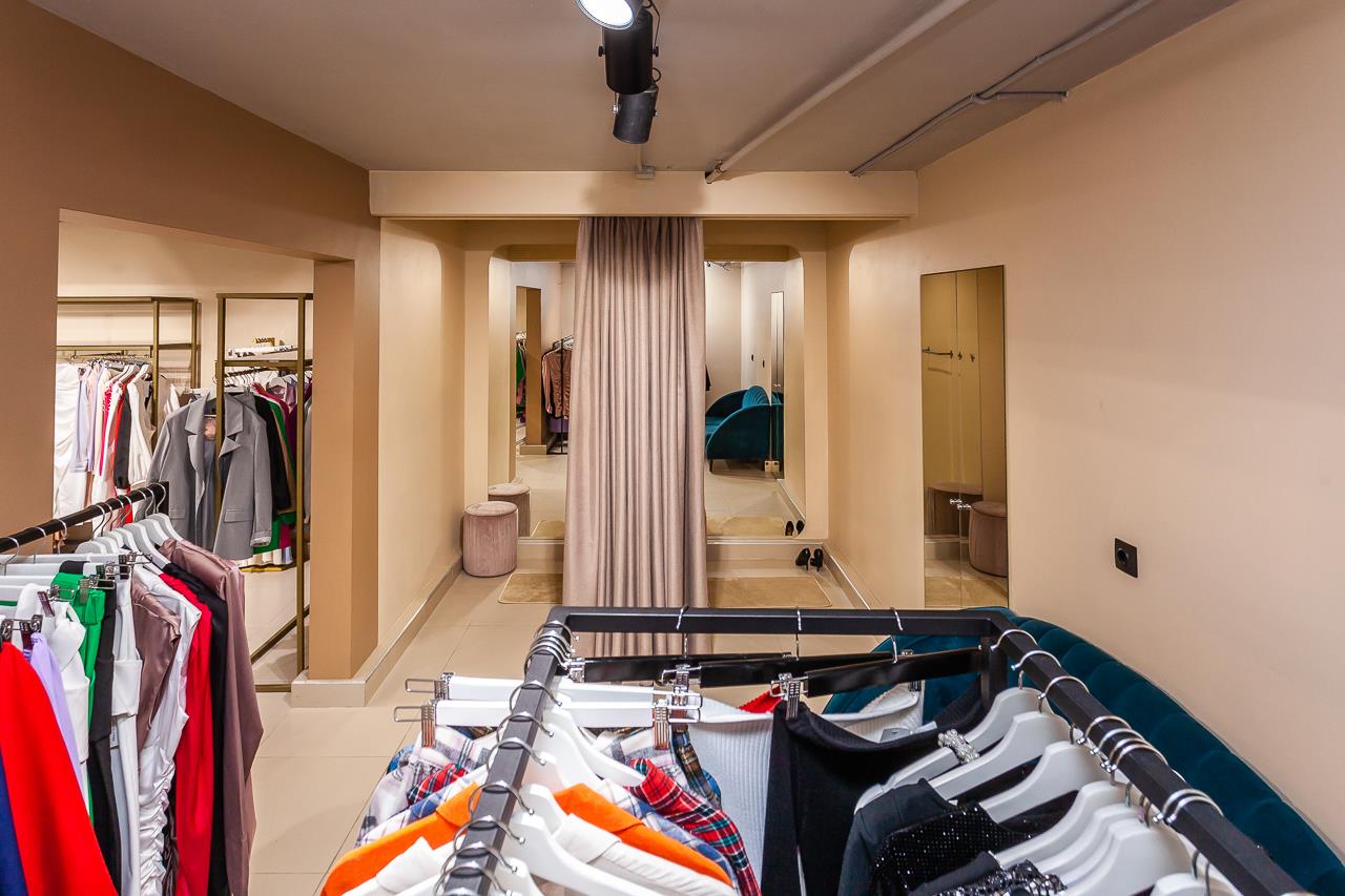 Фото №7: Коммерция 57 м² - Краснодар, Западный внутригородской округ, мкр. Юбилейный, пр-кт Чекистов, 34