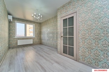 Фото №1: 1-комнатная квартира 34 м² - Краснодар, мкр. Краевая Клиническая Больница, ул. Домбайская, 12