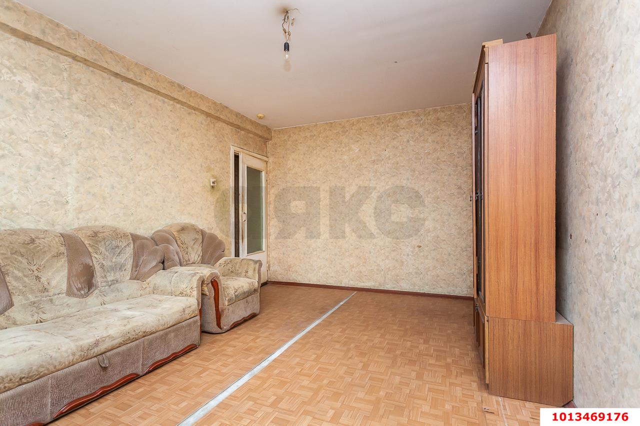 Фото №1: 3-комнатная квартира 90 м² - Краснодар, Прикубанский внутригородской округ, мкр. Славянский, ул. Красных Партизан, 81